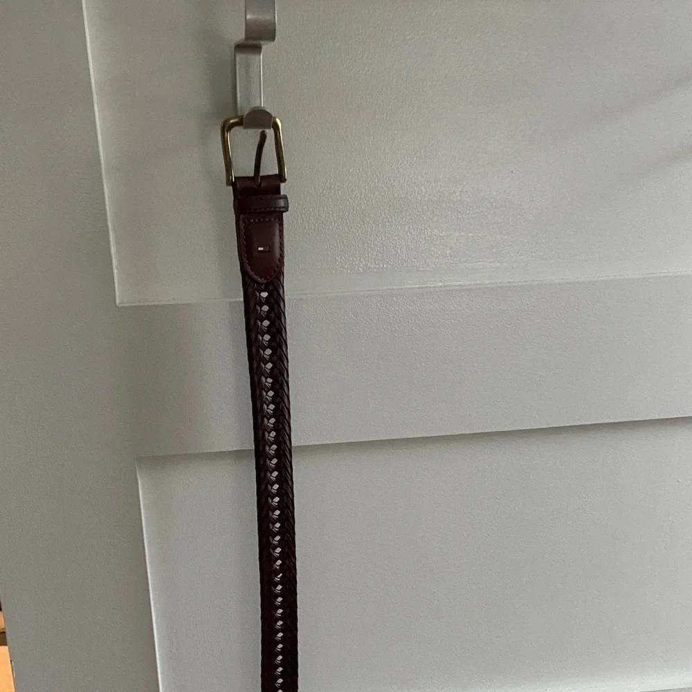 Braided Leather Men’s Belt in Burgundy with Brass Buckle pre owned